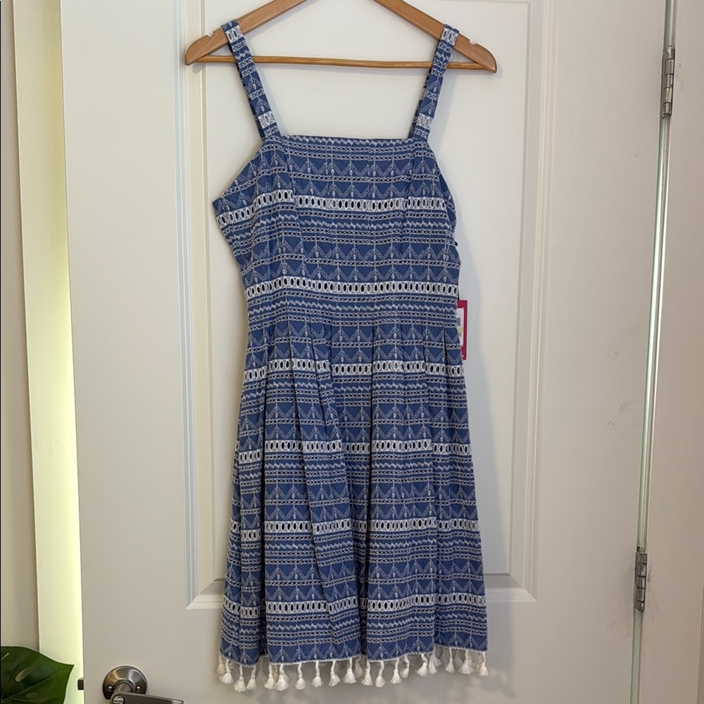 Vince Camuto Blue and White Patterned Midi Dress